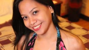 Thick Filipina Mhine has great ass and juicy tits