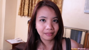 Pretty young Pinay making her debut pov porn video