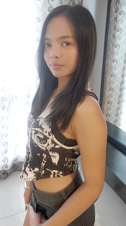 Slender and cute Filipina Megan Agbayani poses for camera