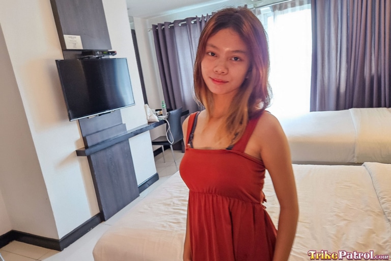 Adorable young Pinay thrilled to be living first hardcore fantasy