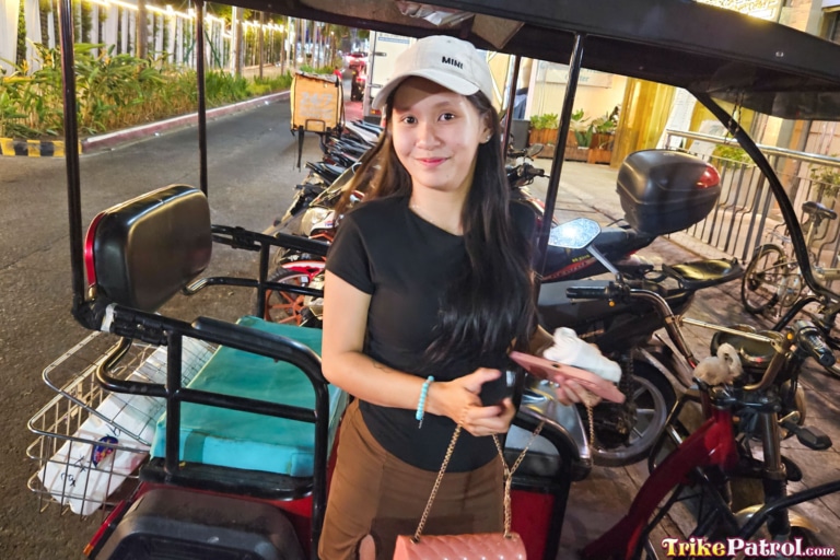 Stud meets busty Filipina at Manila trike stand