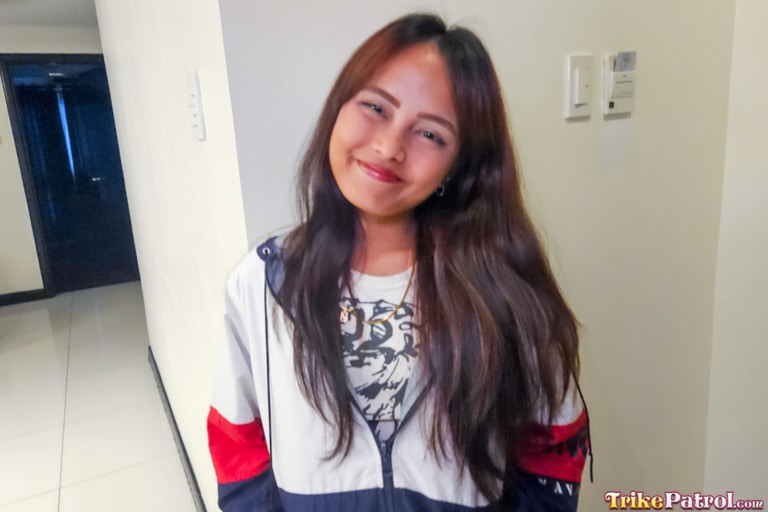 Adorable teen Pinay smiles for the camera at trikepatrol